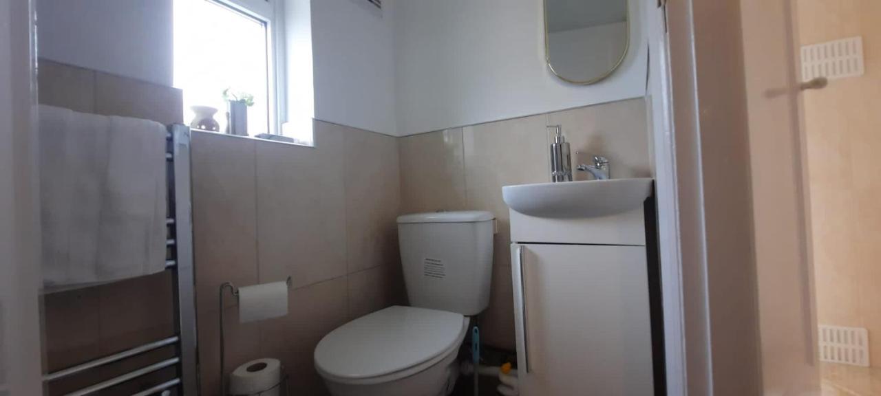 Stylish And Homey 3 Bedroom House With Free Parking & Wi-Fi Minworth Buitenkant foto