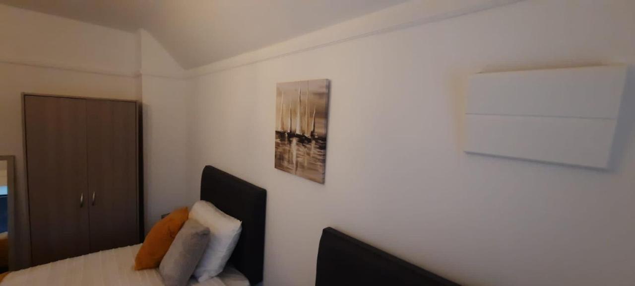 Stylish And Homey 3 Bedroom House With Free Parking & Wi-Fi Minworth Buitenkant foto