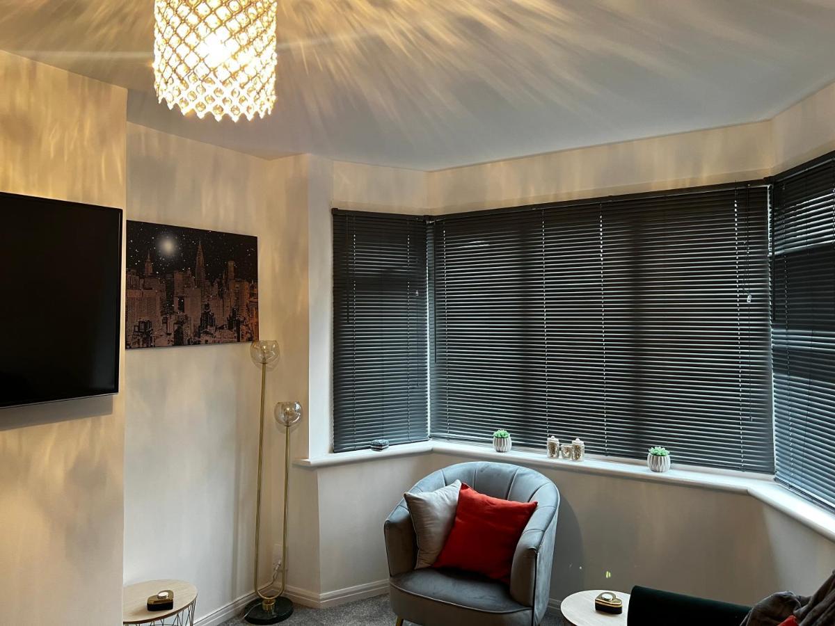 Stylish And Homey 3 Bedroom House With Free Parking & Wi-Fi Minworth Buitenkant foto